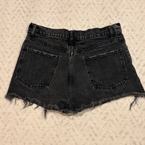 Zara Black Distressed Denim Shorts Button Fly Womens Size 8 Festival Grunge Rave - Picture 3 of 9